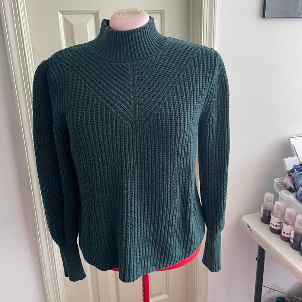 Rachel Zoe Green Sweater, size XL